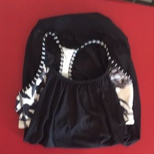 Lulu tank with built in bra